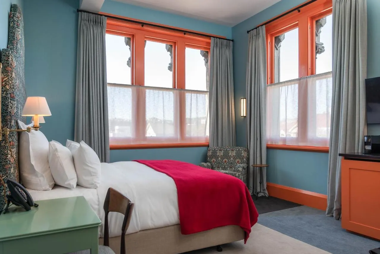 *****  The Observatory Hotel Christchurch New Zealand